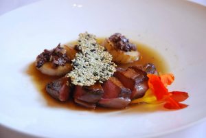 Duivenborst en coquille in bouillon