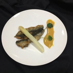 Ansjovis met grapefruit hollandaise